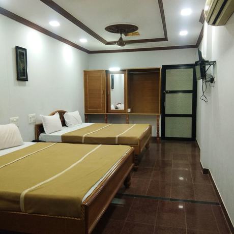 Imagen de la habitación del Hotel Hiriz Dollar. Foto 5