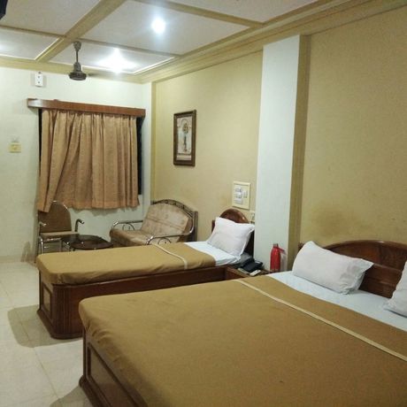 Imagen de la habitación del Hotel Hiriz Dollar. Foto 10