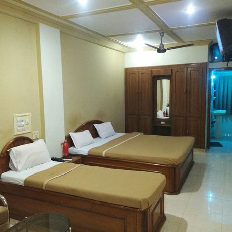 Imagen de la habitación del Hotel Hiriz Dollar. Foto 11