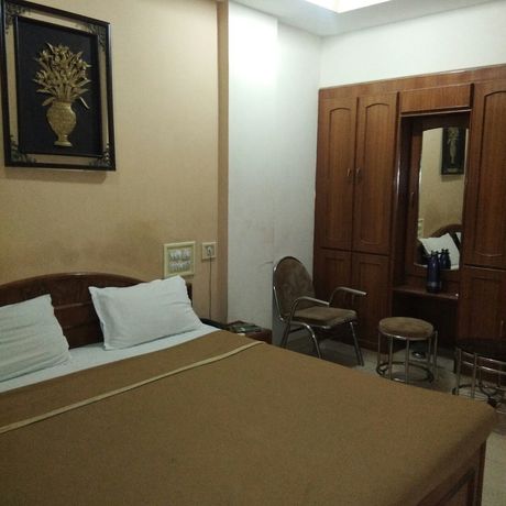 Imagen de la habitación del Hotel Hiriz Dollar. Foto 14