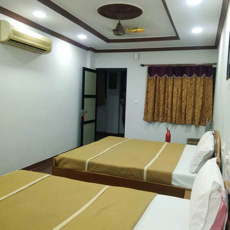 Imagen de la habitación del Hotel Hiriz Dollar. Foto 15