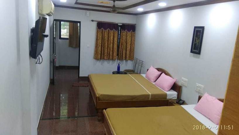 Imagen de la habitación del Hotel Hiriz Dollar. Foto 17