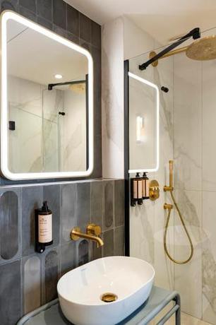 Imagen de la habitación del Hotel Hiro. Foto 18