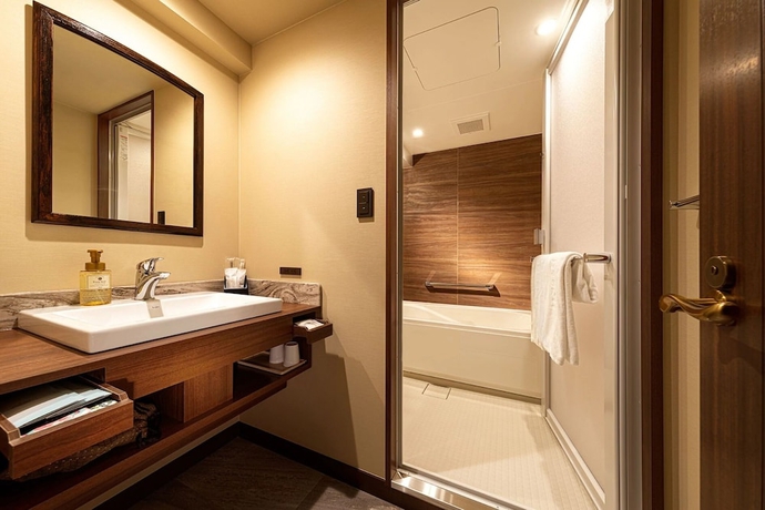 Imagen de la habitación del Hotel Hiroshima Grand Intelligent. Foto 17