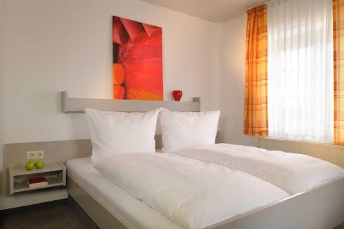 Imagen de la habitación del Hotel Hirsch - Das Ellwanger Landhotel. Foto 9