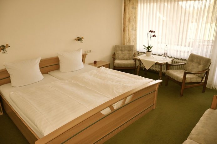 Imagen de la habitación del Hotel Hirsch, Freudenstadt. Foto 12