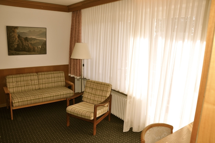 Imagen de la habitación del Hotel Hirsch, Freudenstadt. Foto 14