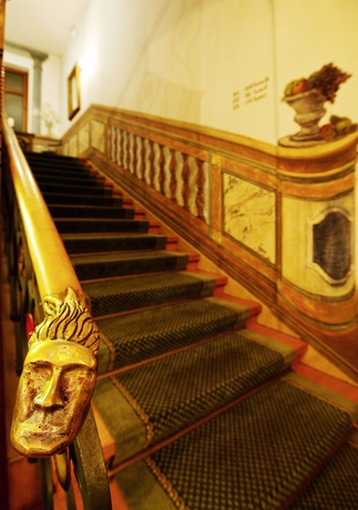 Imagen de los interiores del Hotel Hirsch, Fussen. Foto 15