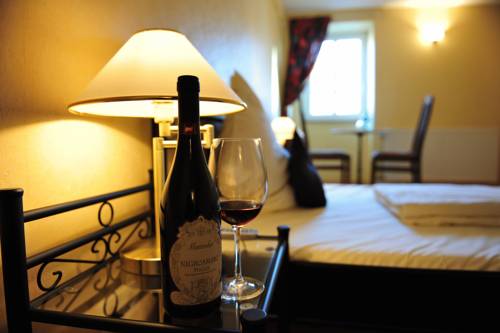 Imagen de la habitación del Hotel Hirsch Garni. Foto 4