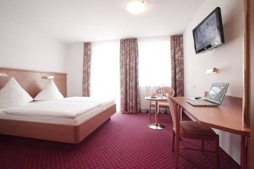 Imagen de la habitación del Hotel Hirsch, Kehl. Foto 13