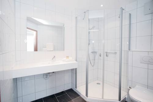 Imagen de la habitación del Hotel Hirsch, Kehl. Foto 15