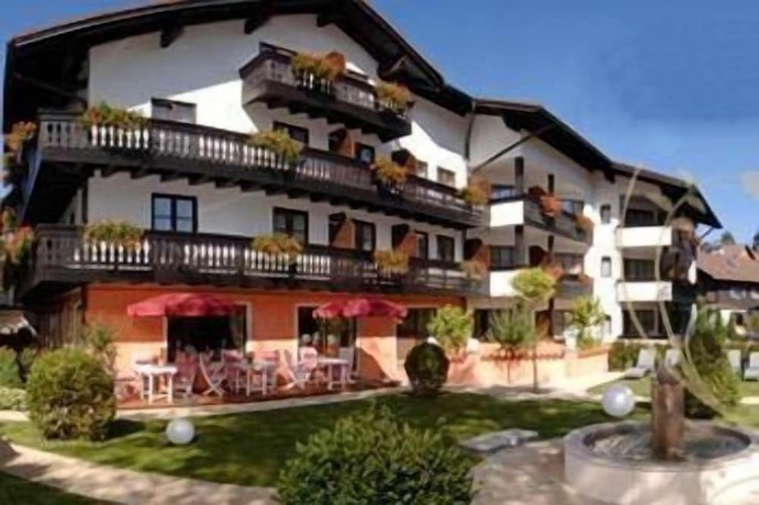 Imagen general del Hotel Hirsch, Oberstaufen. Foto 1