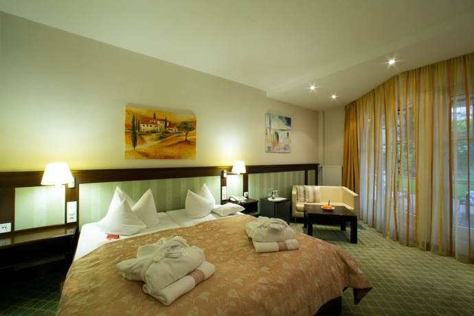Imagen de la habitación del Hotel Hirsch, Oberstaufen. Foto 17