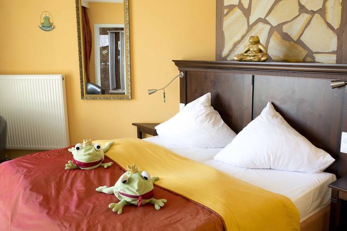 Imagen de la habitación del Hotel Hirsch, Oberzent. Foto 13