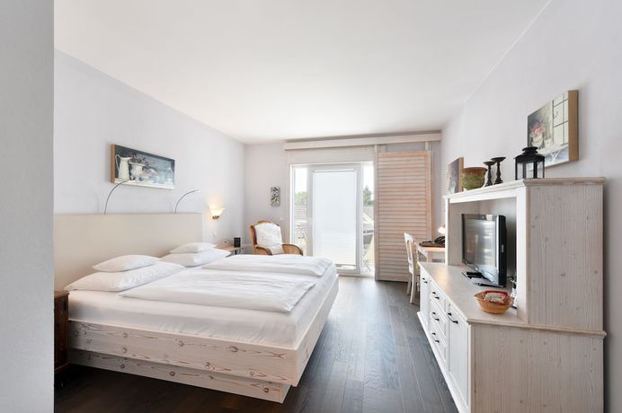 Imagen de la habitación del Hotel Hirschen, Friburgo. Foto 14