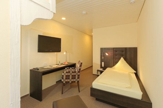 Imagen de la habitación del Hotel Hirschen Glottertal. Foto 2