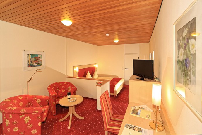 Imagen de la habitación del Hotel Hirschen Glottertal. Foto 10