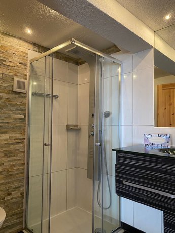 Imagen de la habitación del Hotel Hirschen Menzenschwand. Foto 15