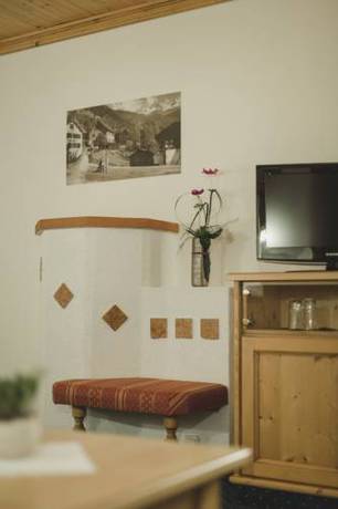 Imagen de la habitación del Hotel Hirschen, Silbertal. Foto 16