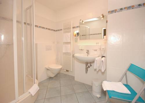 Imagen de la habitación del Hotel Hirschen, St. Peter. Foto 3