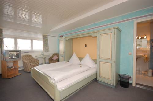 Imagen de la habitación del Hotel Hirschen, St. Peter. Foto 9