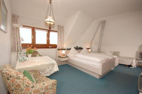 Imagen de la habitación del Hotel Hirschen, St. Peter. Foto 12