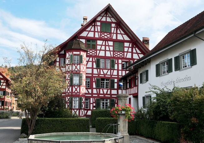 Imagen general del Hotel Hirschen Stammheim. Foto 1