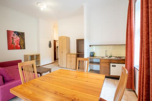 Imagen general del Hotel Hirschenhof Apartments. Foto 3