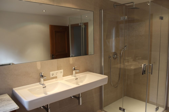 Imagen de la habitación del Hotel Hirschentenne. Foto 15