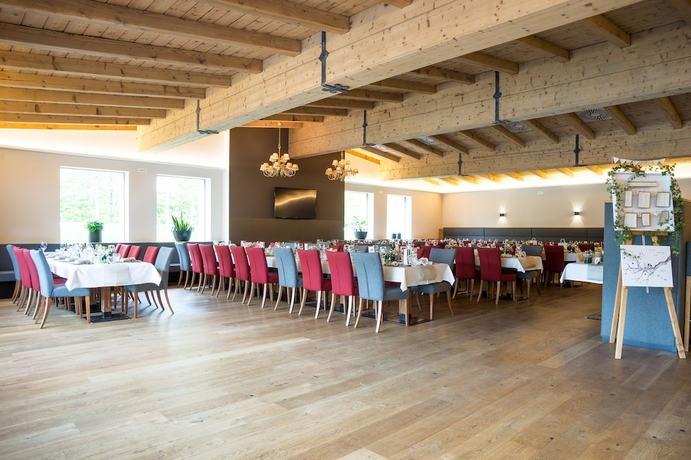 Imagen del bar/restaurante del Hotel Hirschentenne. Foto 4