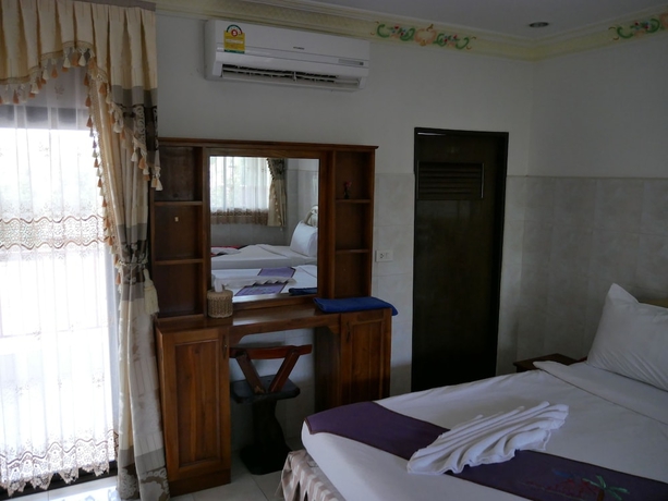 Imagen de la habitación del Hotel Hirun Grand. Foto 5