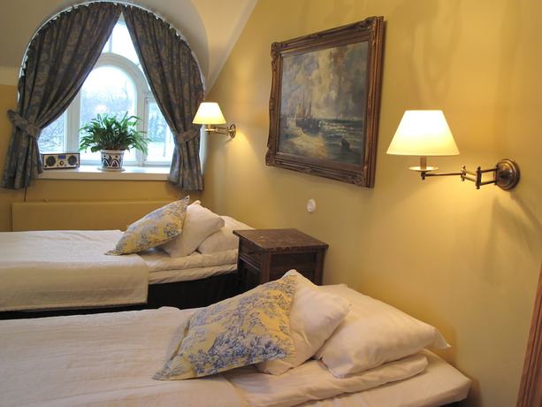 Imagen de la habitación del Hotel Hirvihaaran Kartano. Foto 10