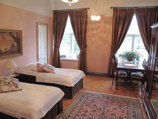 Imagen de la habitación del Hotel Hirvihaaran Kartano. Foto 14