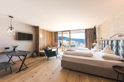 Imagen de la habitación del Hotel Hirzer 2781. Foto 9
