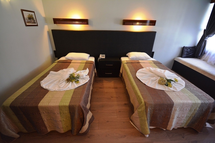 Imagen de la habitación del Hotel Hisar Holiday Club. Foto 13