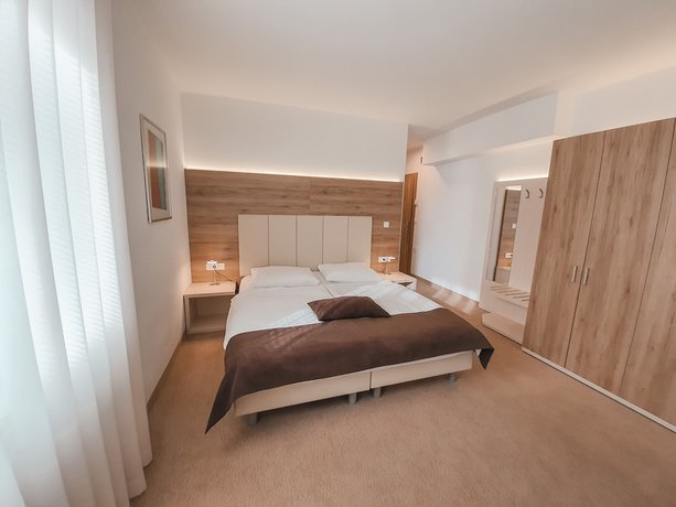 Imagen de la habitación del Hotel Hi&scaron;a Ale&scaron;. Foto 9