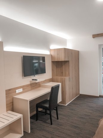 Imagen de la habitación del Hotel Hi&scaron;a Ale&scaron;. Foto 17