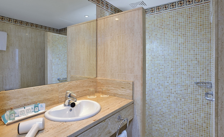 Imagen de la habitación del Hotel Hispania, Playa de Palma. Foto 8