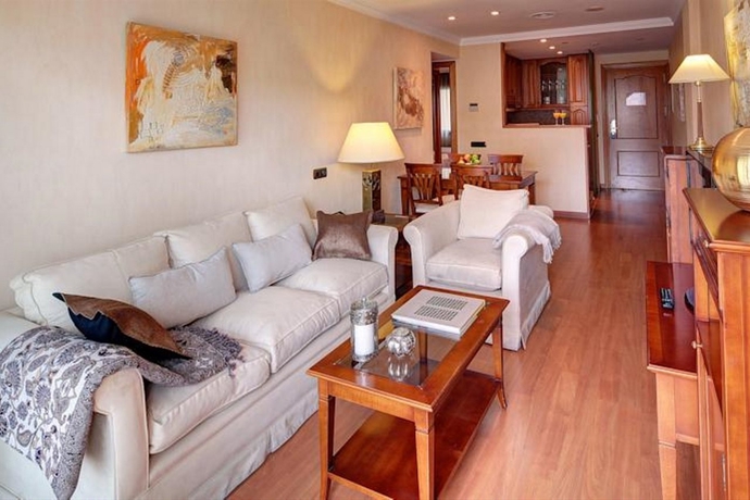 Imagen general del Hotel Hispanos 7 Suiza. Foto 9