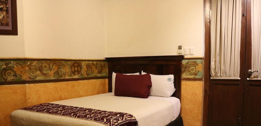 Imagen de la habitación del Hotel Historia. Foto 13