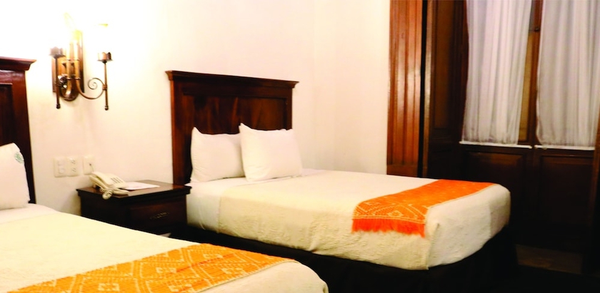 Imagen de la habitación del Hotel Historia. Foto 16