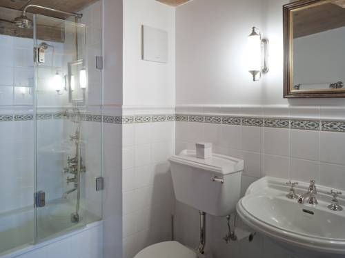 Imagen de la habitación del Hotel Historic Chesa Salis. Foto 15