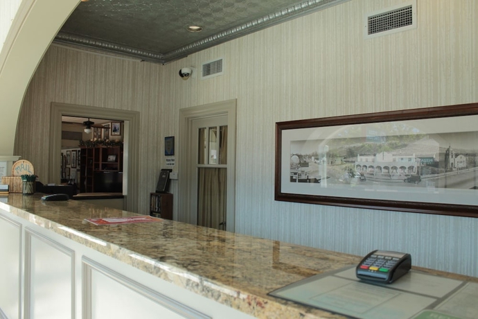 Imagen de los interiores del Hotel Historic Dow. Foto 12
