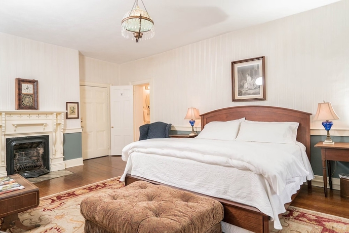 Imagen de la habitación del Hotel Historic General Lewis Inn. Foto 7
