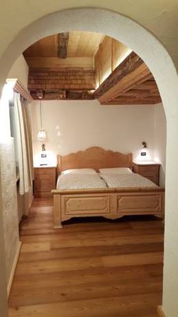 Imagen de la habitación del Hotel Historic La Stua. Foto 8