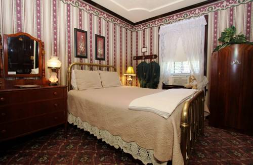 Imagen de la habitación del Hotel Historic National & Restaurant. Foto 4