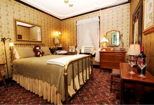 Imagen de la habitación del Hotel Historic National & Restaurant. Foto 8