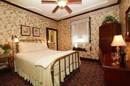 Imagen de la habitación del Hotel Historic National & Restaurant. Foto 13