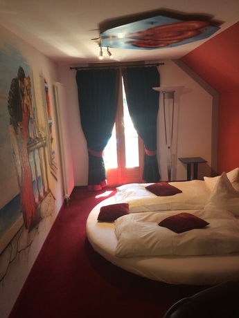 Imagen de la habitación del Hotel Historic Steinbock. Foto 13