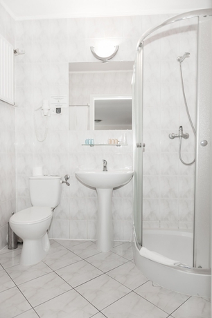 Imagen de la habitación del Hotel Hit, Varsovia. Foto 11